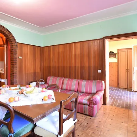 بيت للعطل Stunning In With House A Panoramic View Arten